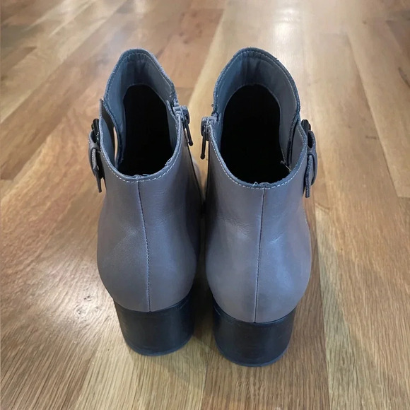 Naturalizer Dora Modern Grey Leather Ankle Boots Size 9.5 - Picture 5 of 14